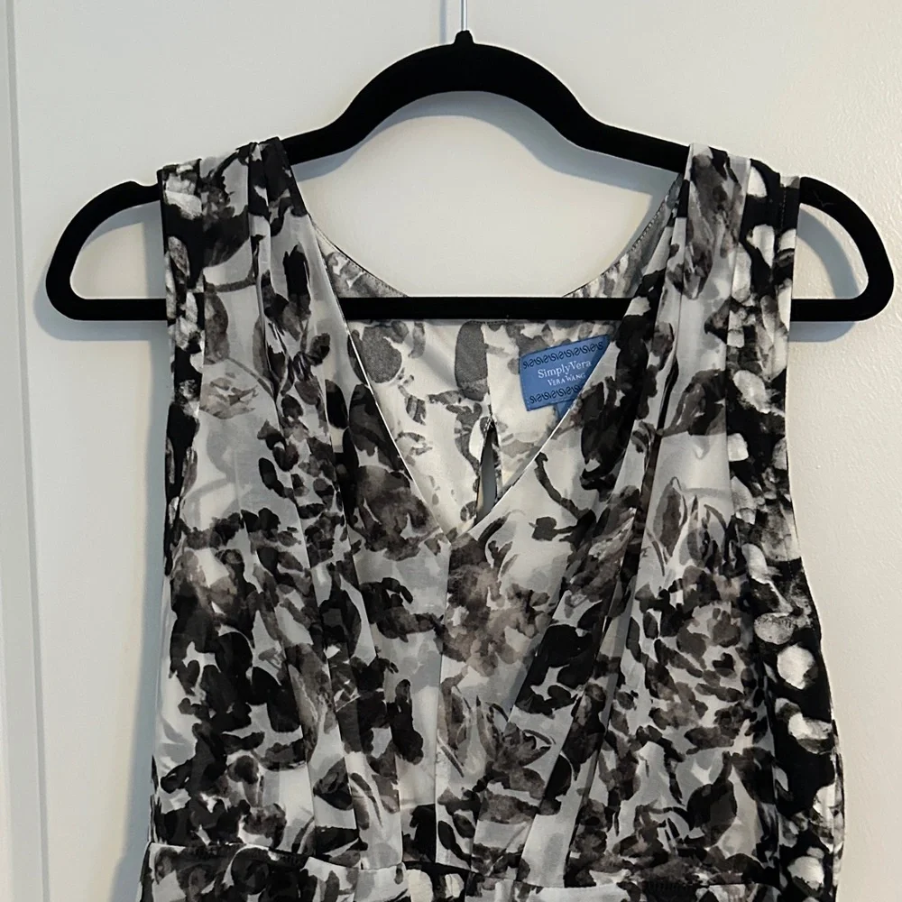 Vera Wang Black and White Maxi Dress - Picture 2 of 12